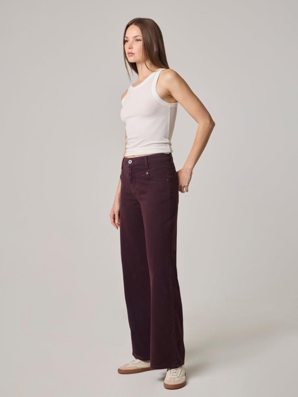 Wide leg Dark Cherry High-Rise Jeans - Size 26
